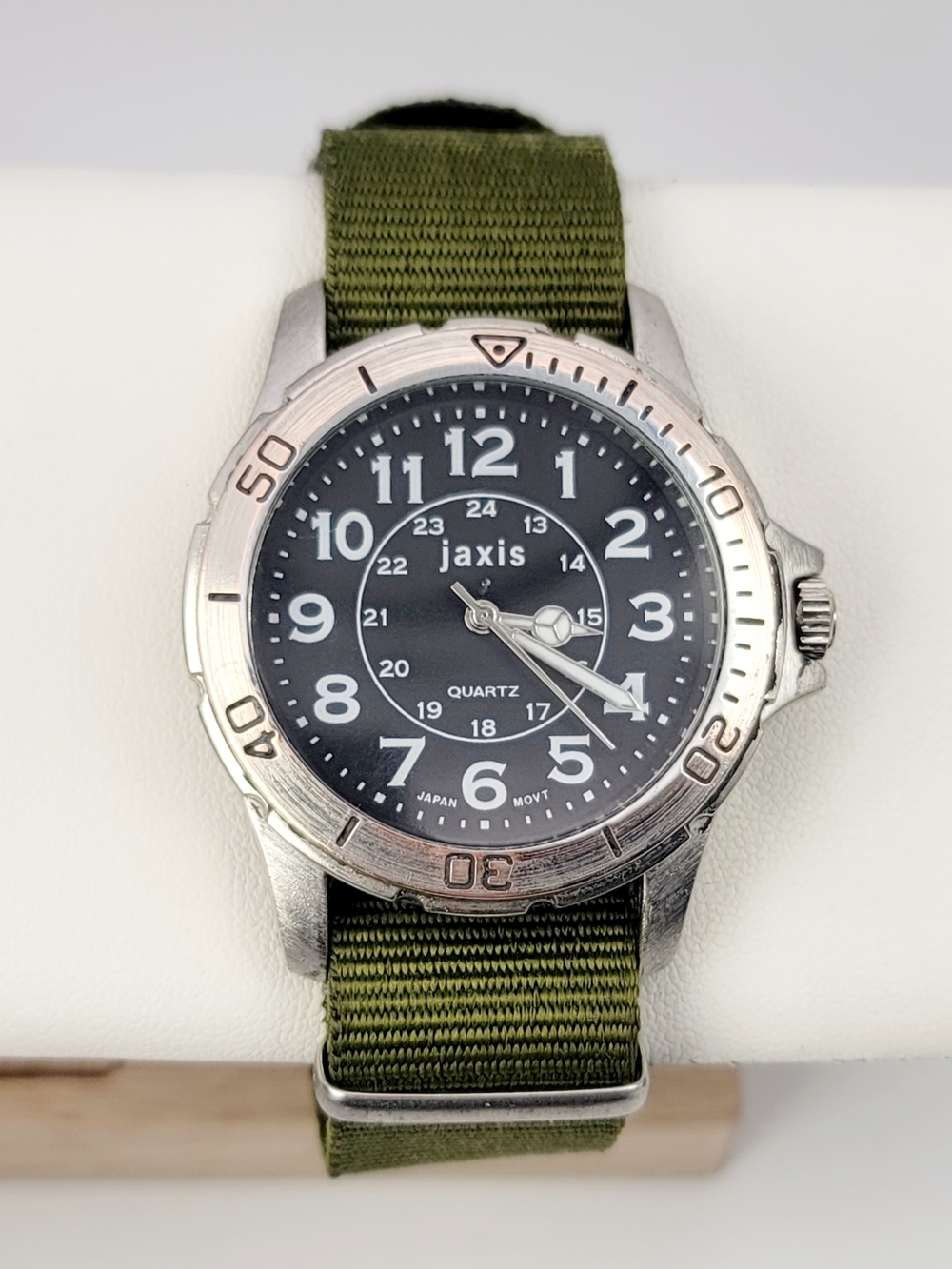 J-Axis Military Field Watch 43mm Black Dial Japan Quartz Day 24H Olive NATO